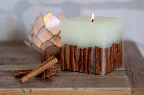 CINNAMON - SCENTED CANDLE
